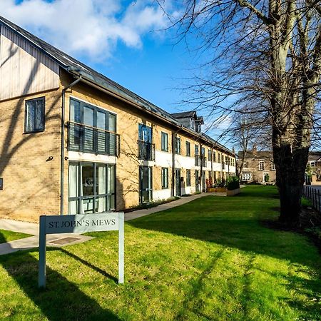 Modern Apartment In Central Quiet York With Free Parking - Contemporary New Building 외부 사진